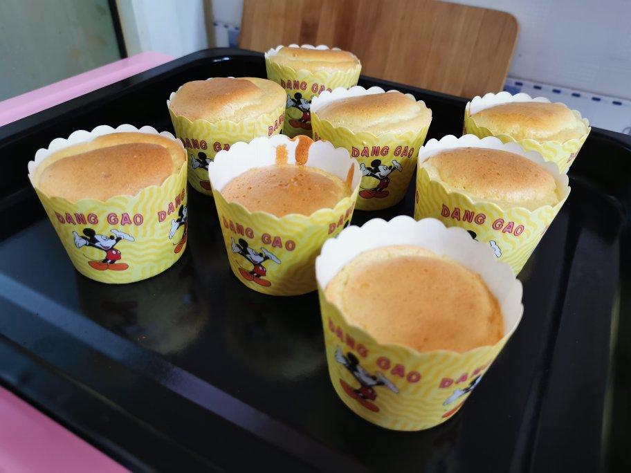 纸杯蛋糕 8寸戚风蛋糕的量