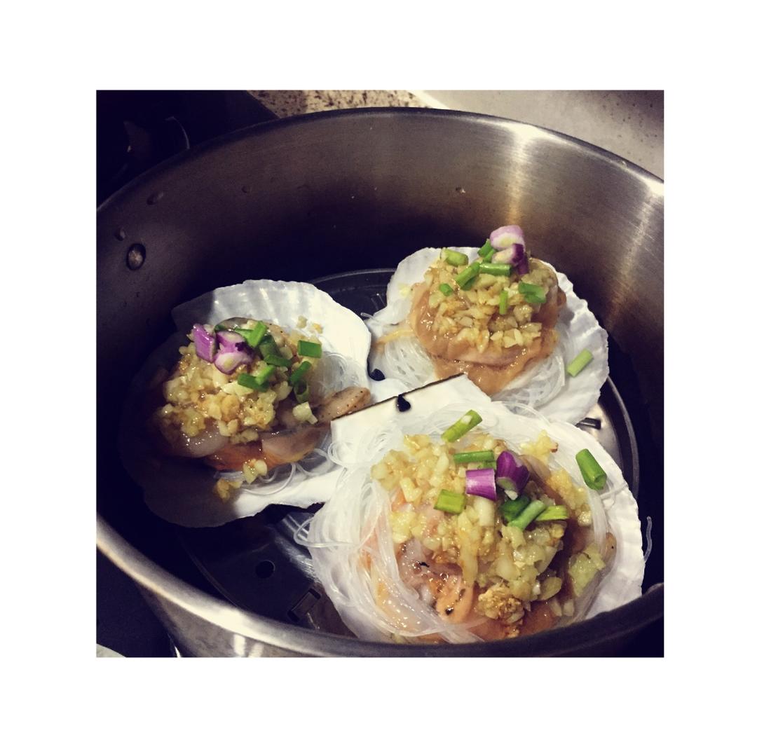 蒜蓉粉丝蒸扇贝