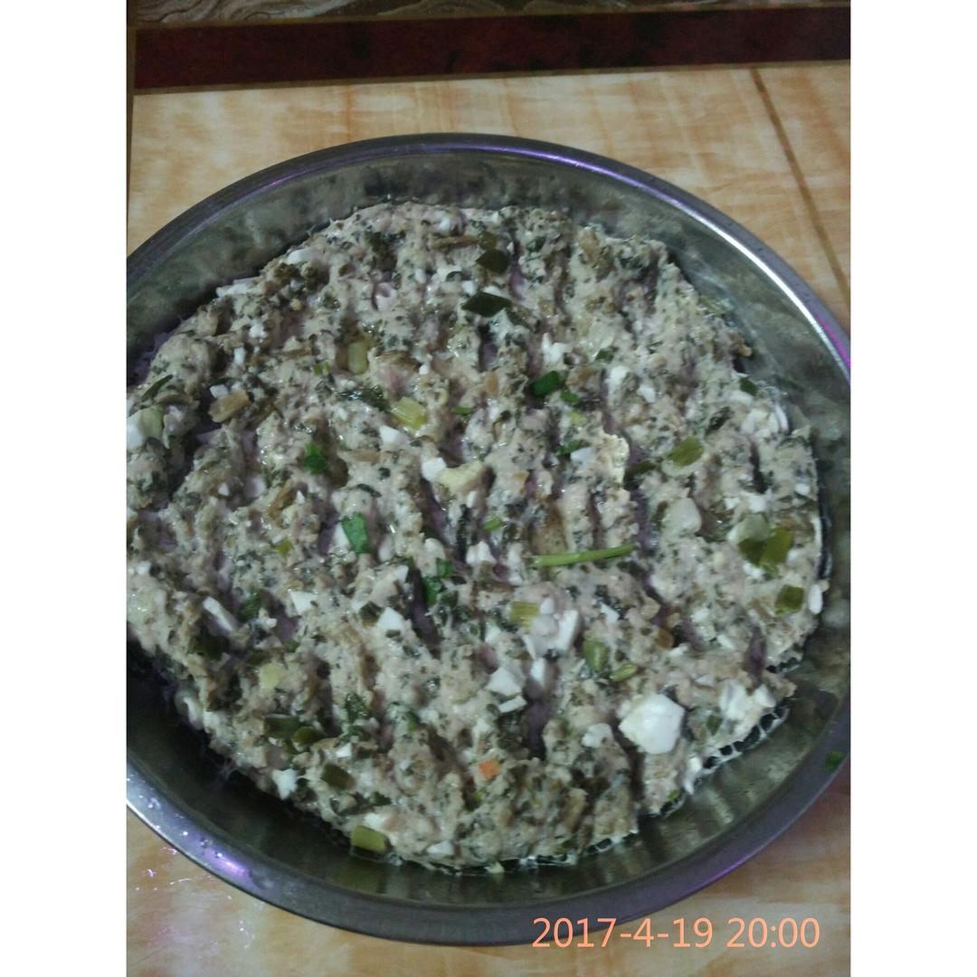 梅菜咸蛋蒸肉饼