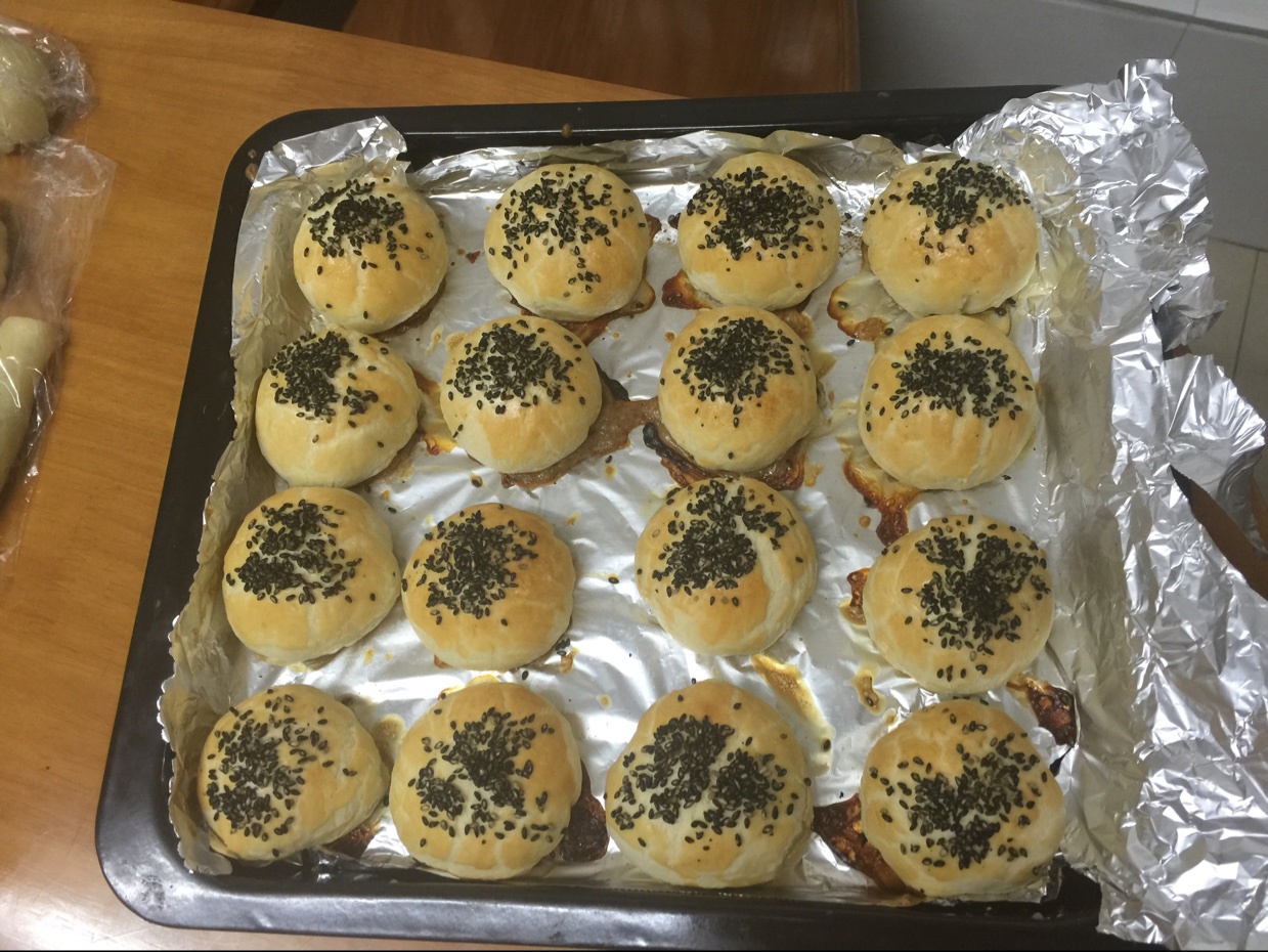 泳式鲜肉榨菜月饼