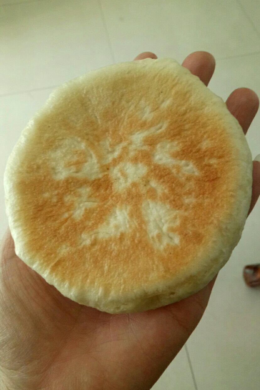 盐铺掌柜做的空心馍(肉夹馍)