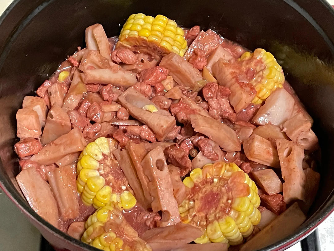 南乳焖五花肉莲藕