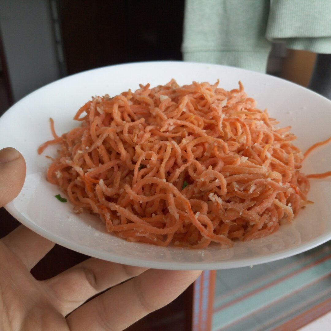 粉蒸胡萝卜丝