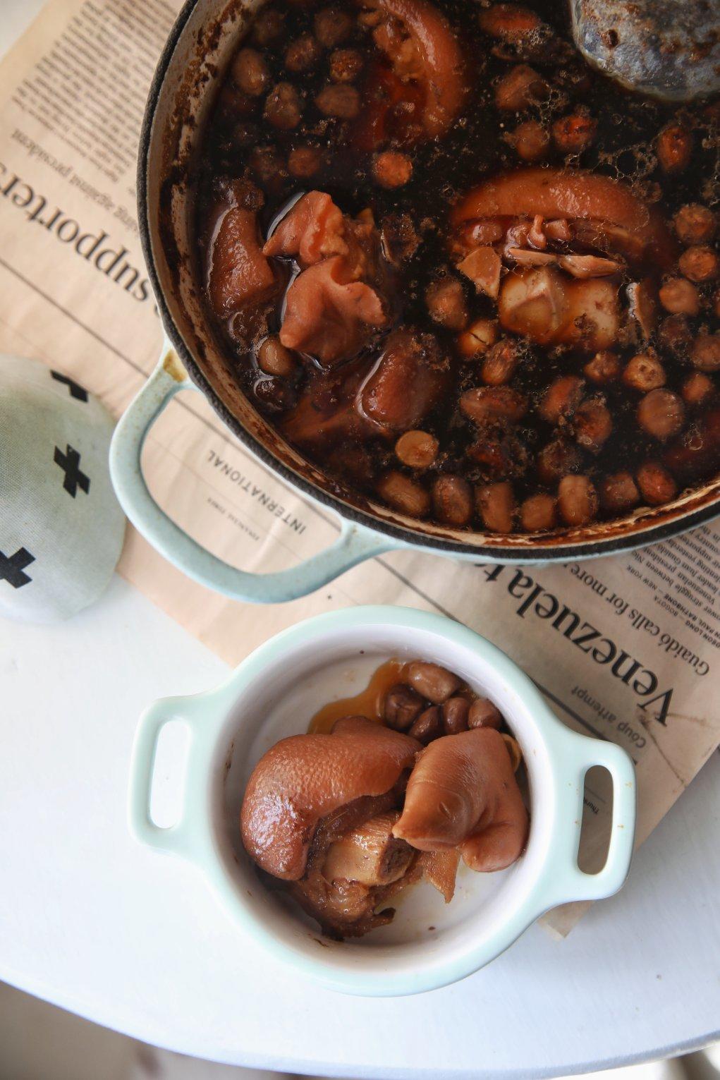 北鼎铸铁锅食谱｜花生焖猪蹄