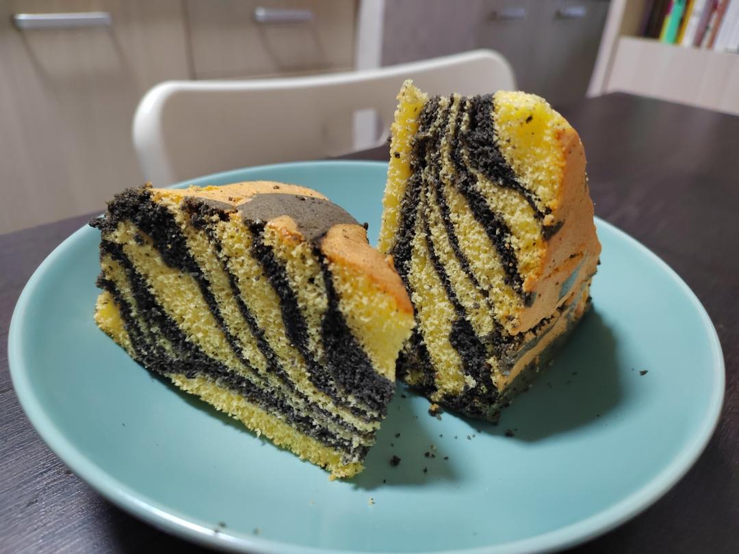 养生黑芝麻酱斑马纹戚风蛋糕