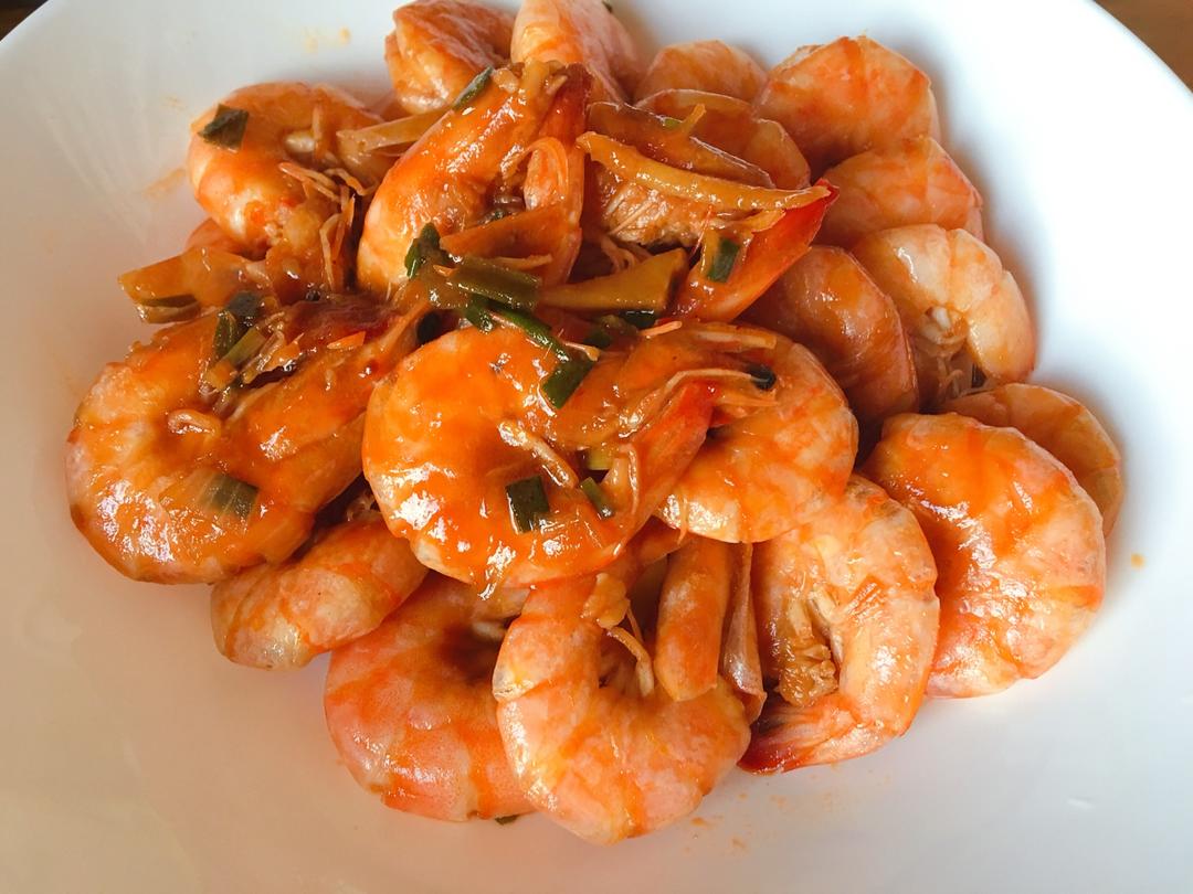 宝宝爱吃滴美食：沙司炒虾
