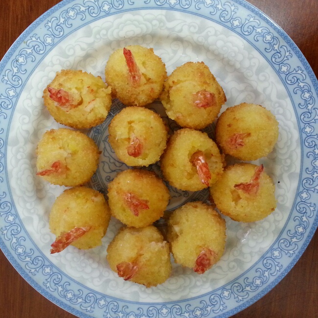 土豆泥鲜虾球
