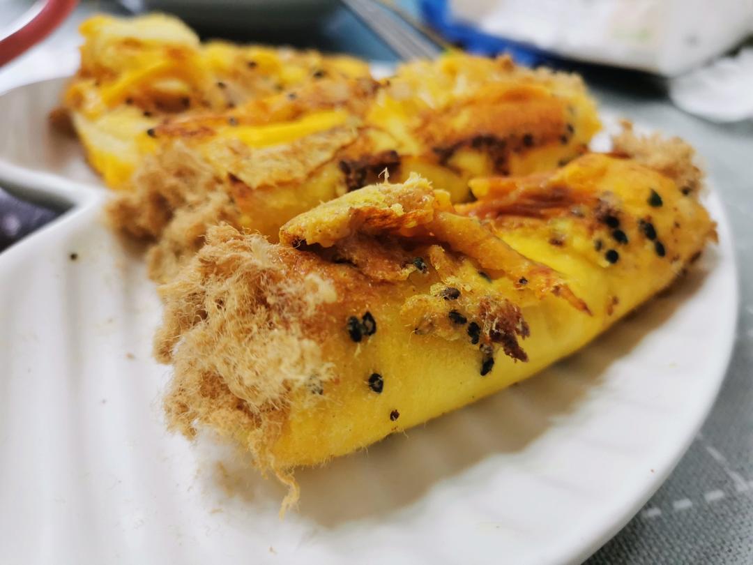 🌈不用烤箱❗️好吃到爆的肉松吐司卷
