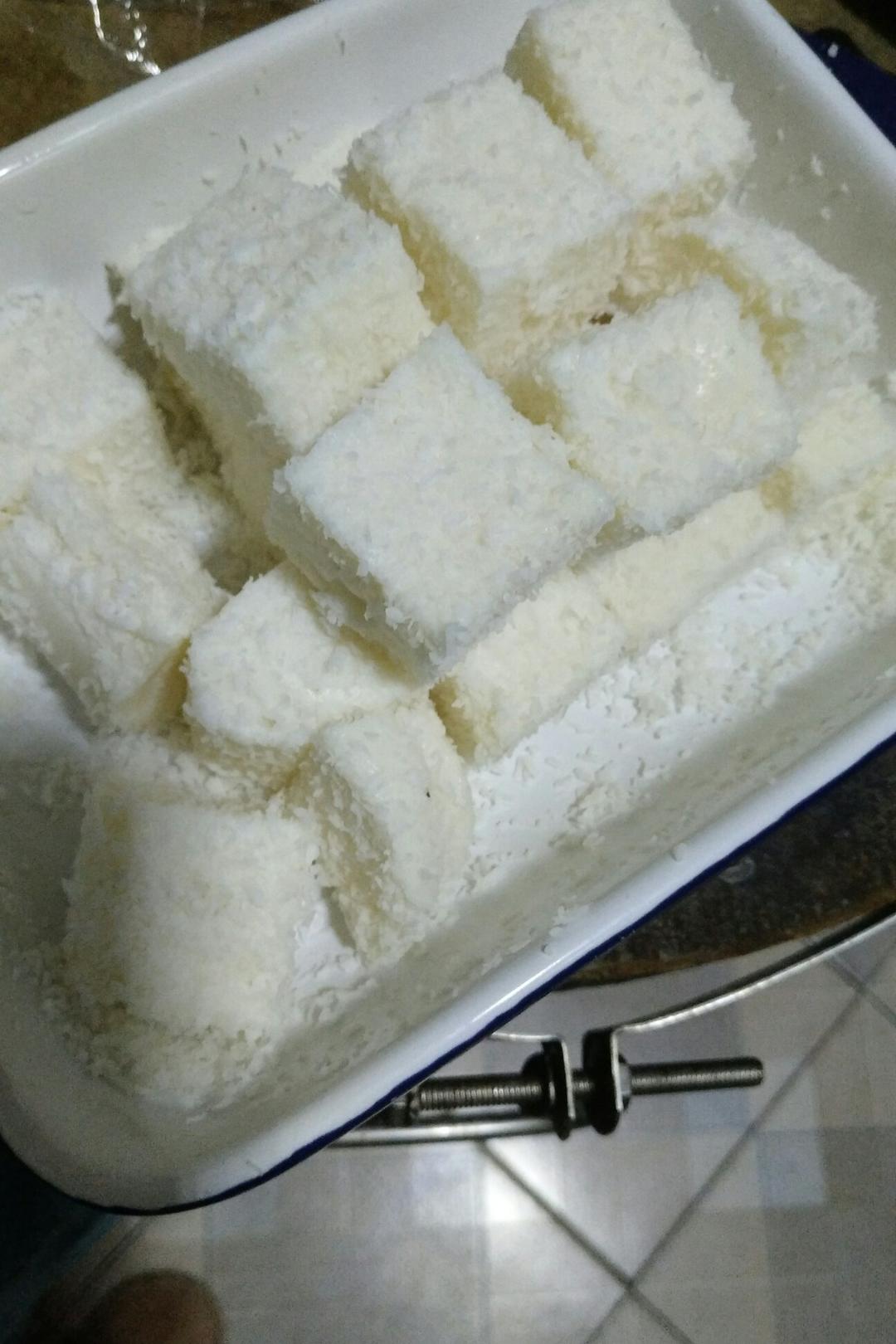 椰丝牛奶小方--椰浆版