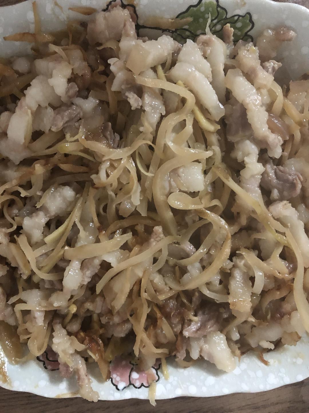 五花肉蒸大头菜的做法