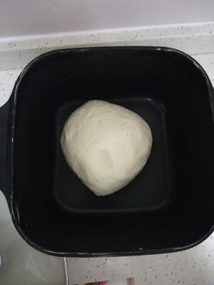 油酥椒盐葱花饼的做法 步骤1