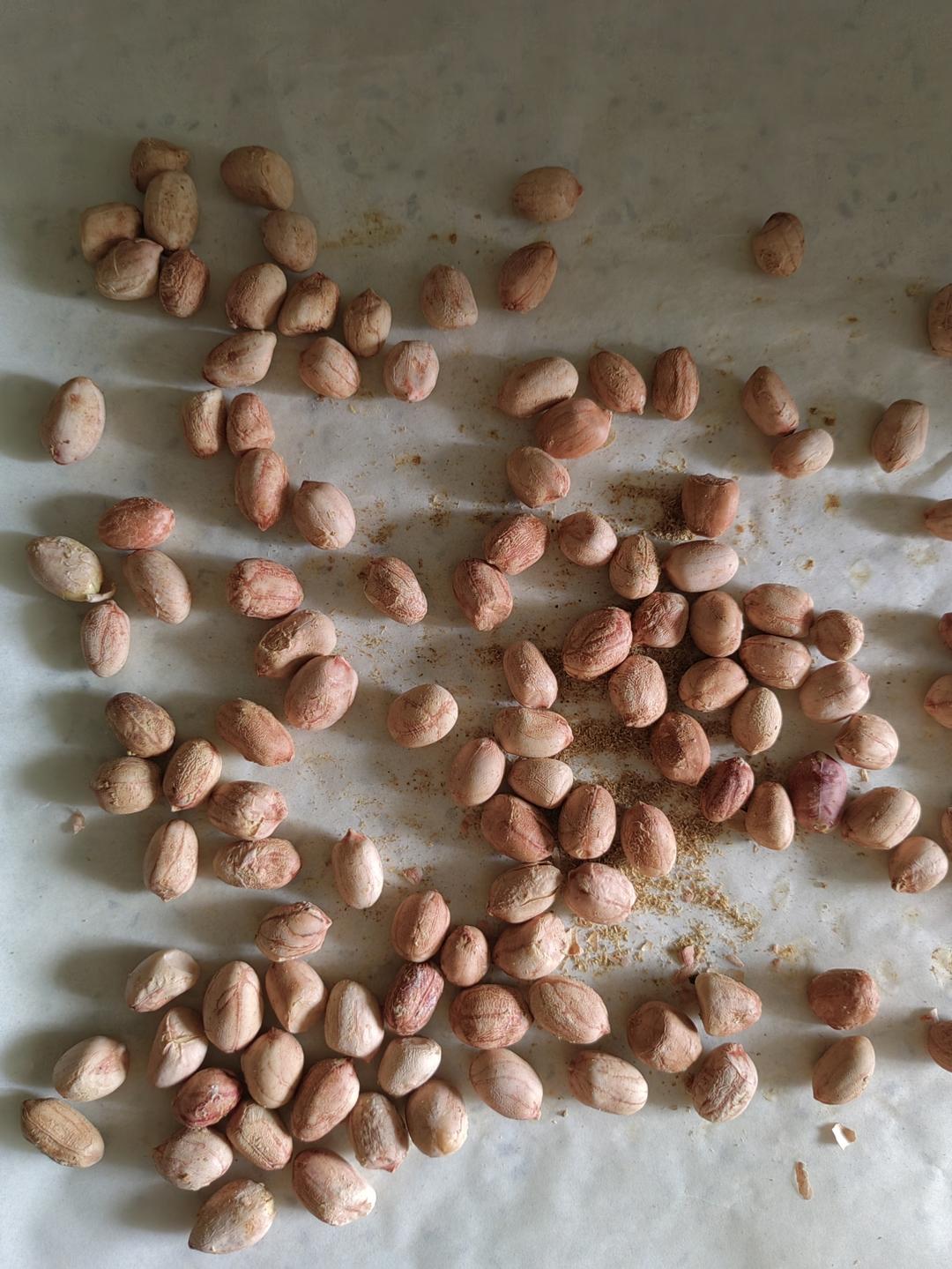 五香花生米～烤箱最简单版，比卖的还好吃）