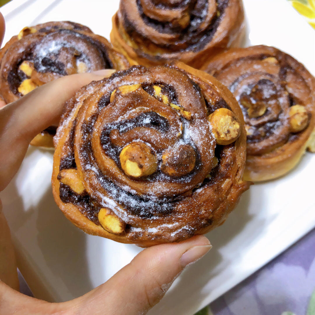 没有什么比这个红糖肉桂卷更适合秋天了！