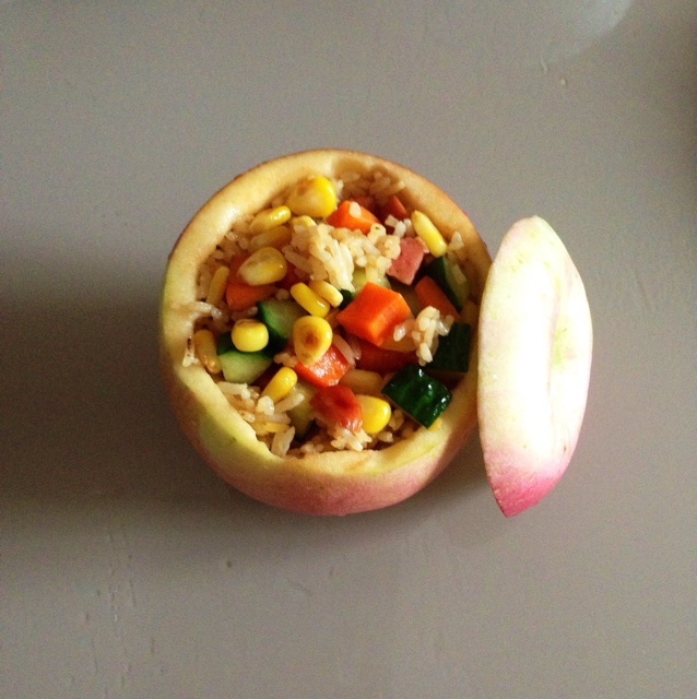 五彩苹果杯营养饭