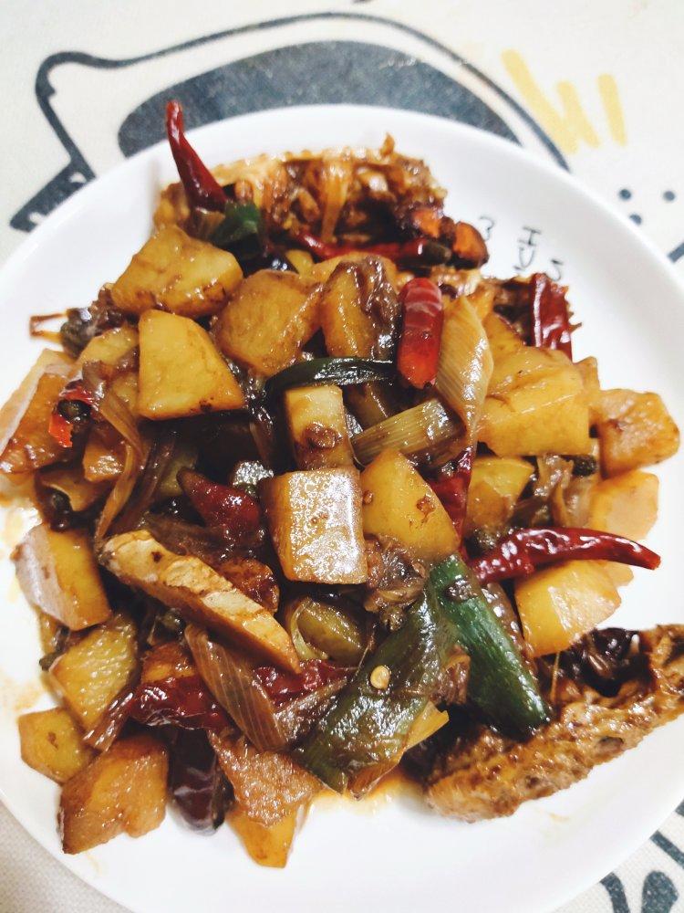 土豆炖鸡翅（快手零失败）