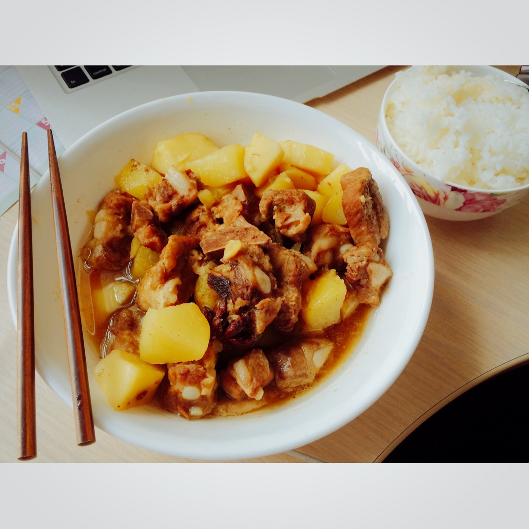 土豆炖肉