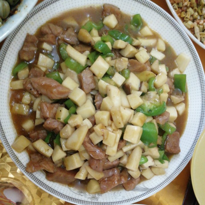 杏鲍菇炒牛肉粒