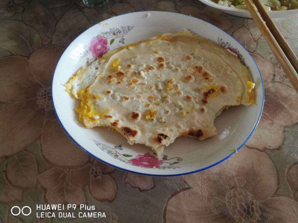 饺子皮葱花鸡蛋饼