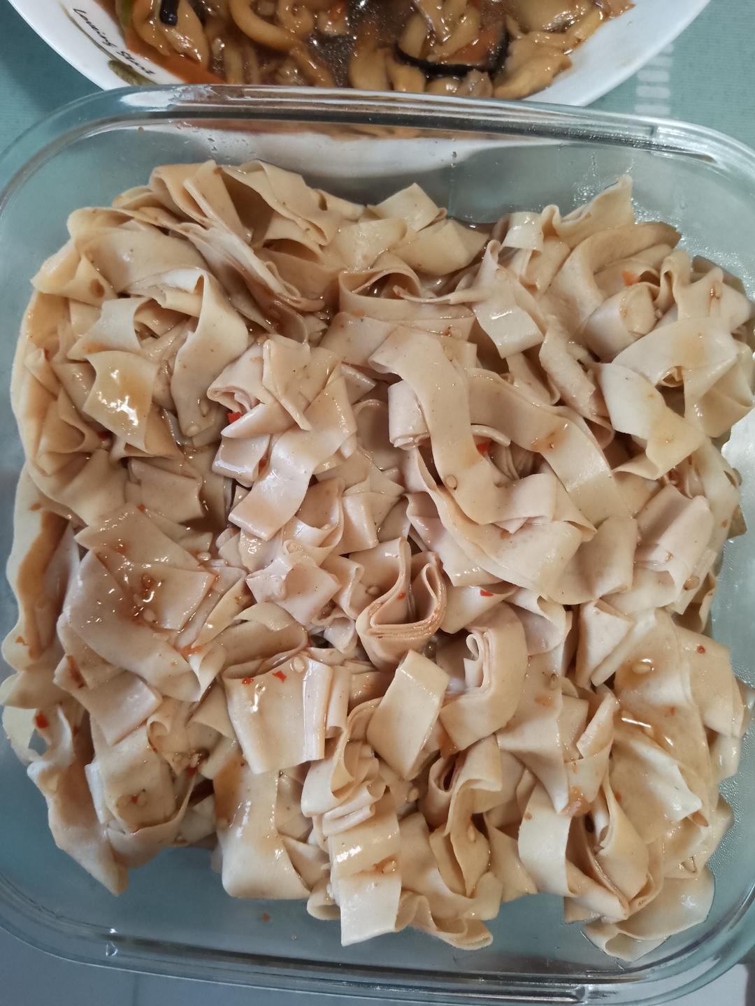 自制校门口香辣豆腐皮！满满儿时味道