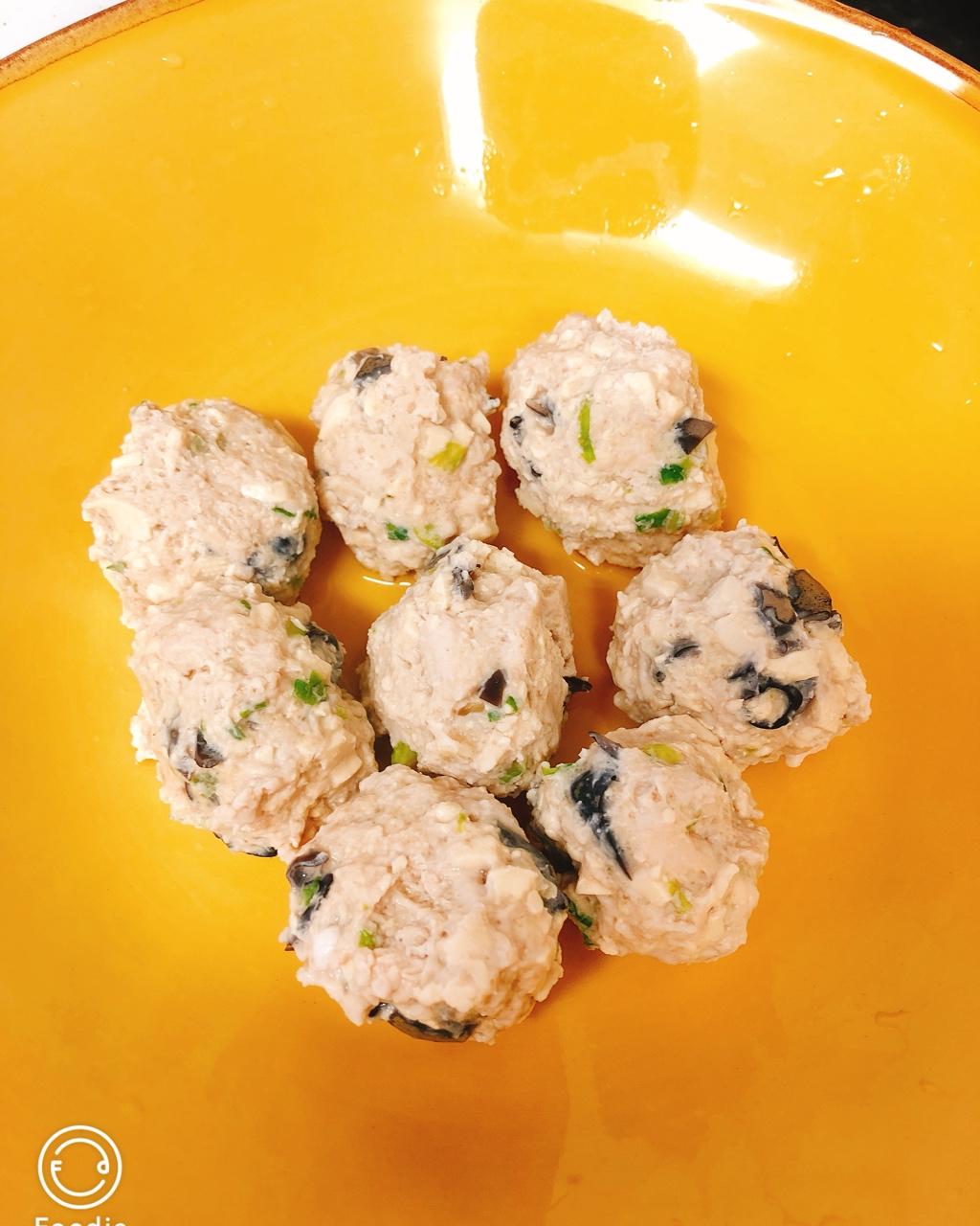 减肥好吃的鸡胸肉丸子