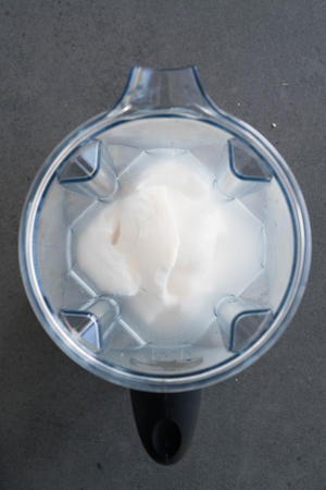 自家制新鲜椰奶的两种方法比较的做法 步骤4