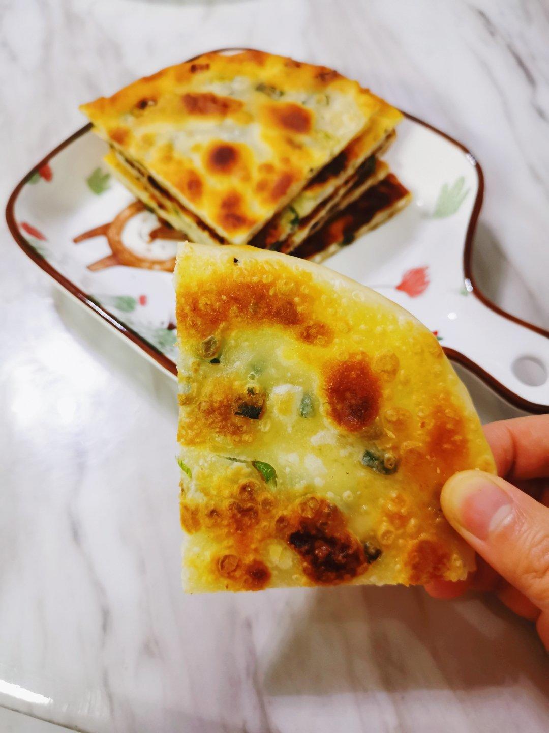 葱油饼（附外酥里嫩的技巧）