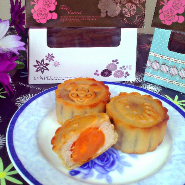 广式月饼——蛋黄莲蓉月饼