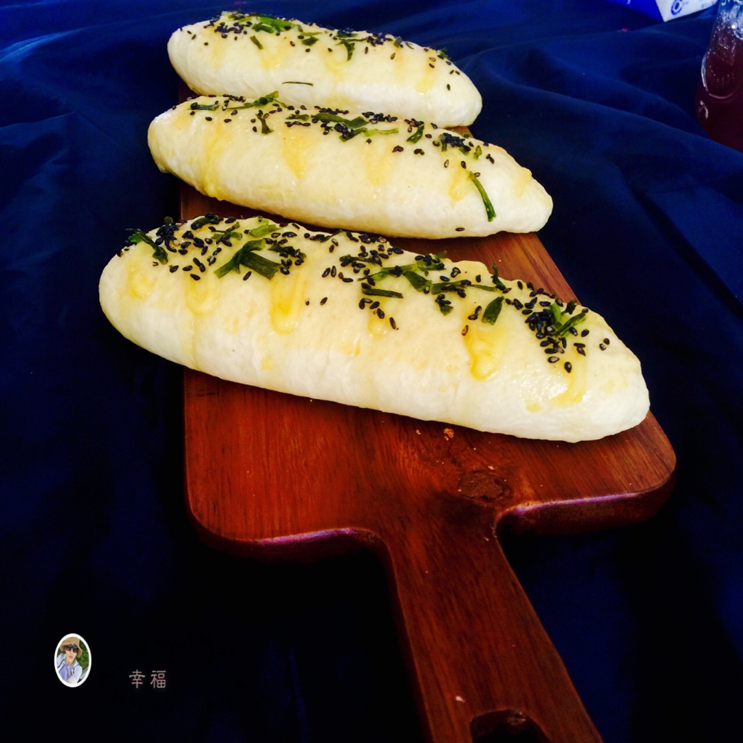 享受已拥有的幸福做的火腿肠早餐面包(一次发酵法)