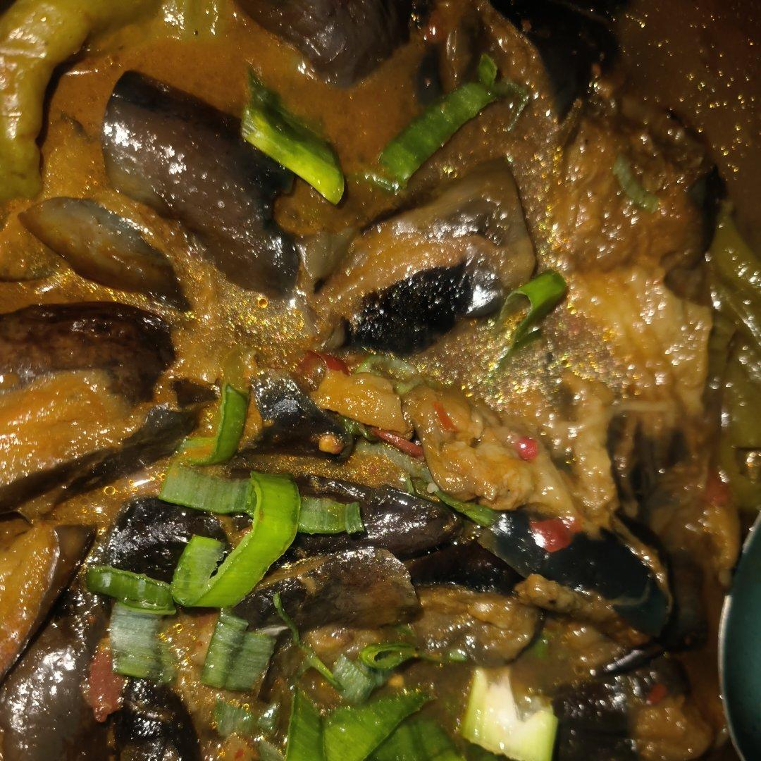 茄子炖辣椒（东北炖菜）
