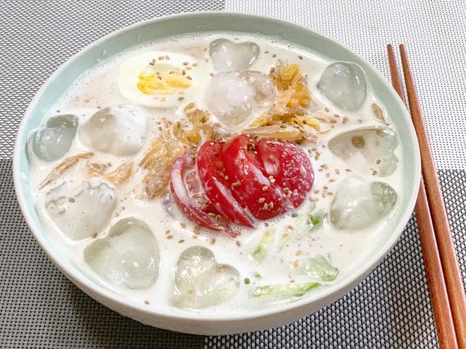 夏季餐食韩式豆浆冷面，低脂高蛋白的做法