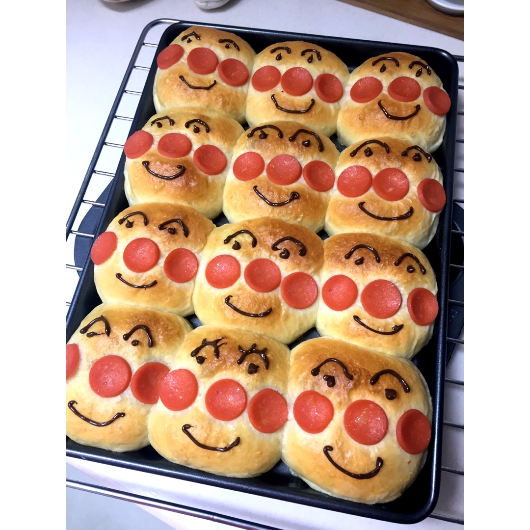 挤挤小面包之“面包超人”