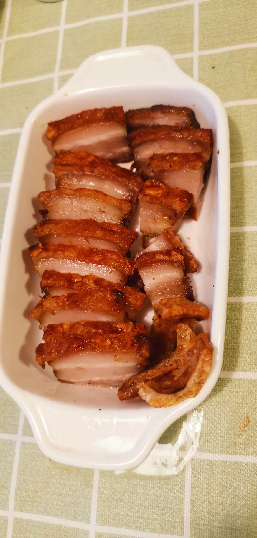 脆皮五花肉