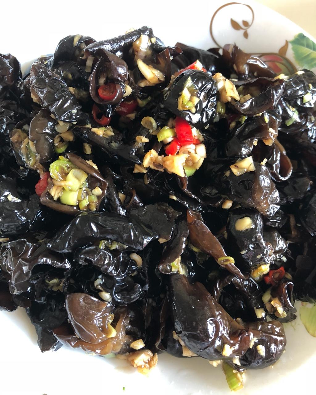 凉拌黑木耳