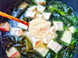 排油减脂海带豆腐汤的做法 步骤7
