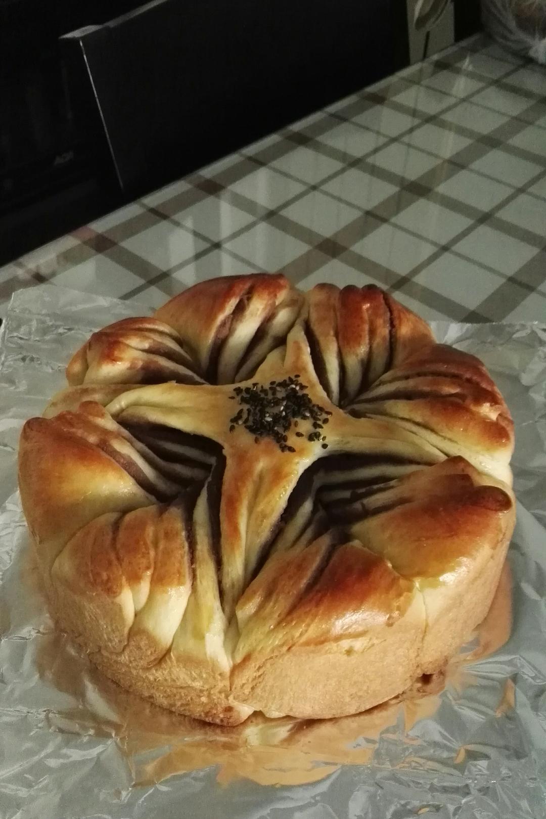 豆沙花式面包
