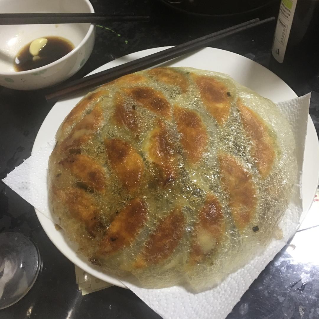 三鲜锅贴