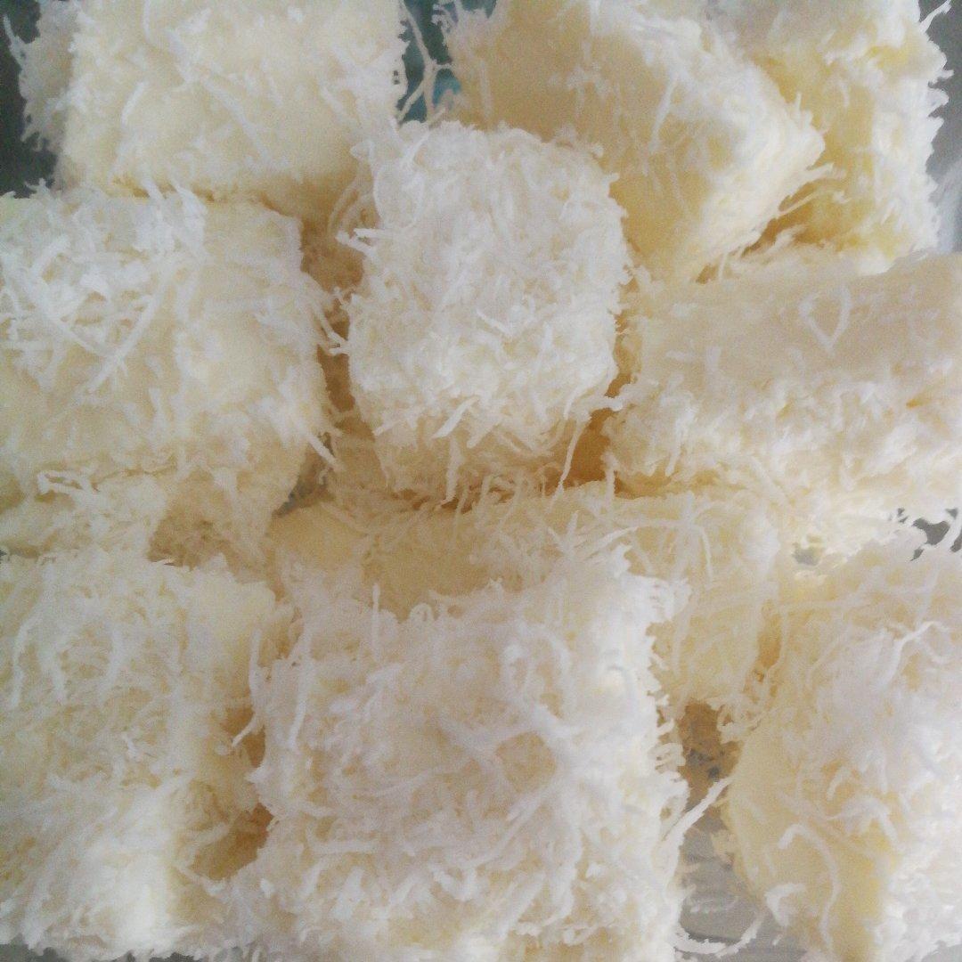 椰蓉牛奶小方
