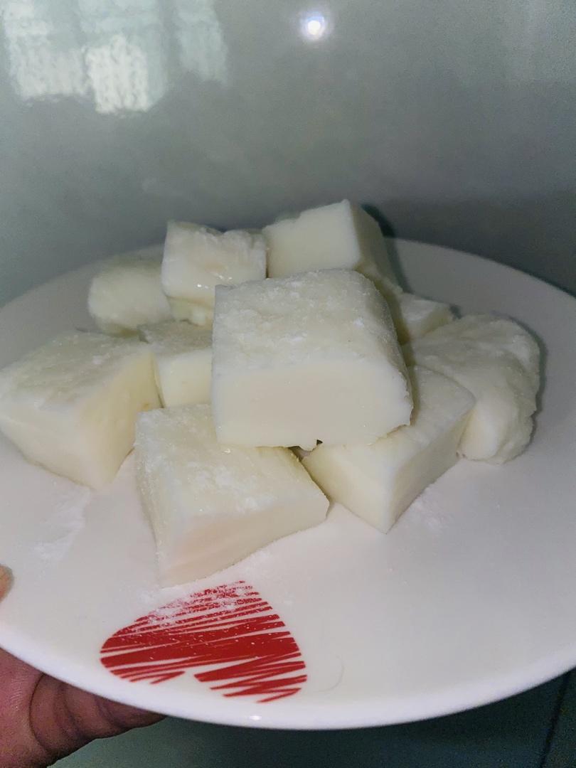 完胜85度C牛奶椰丝小方