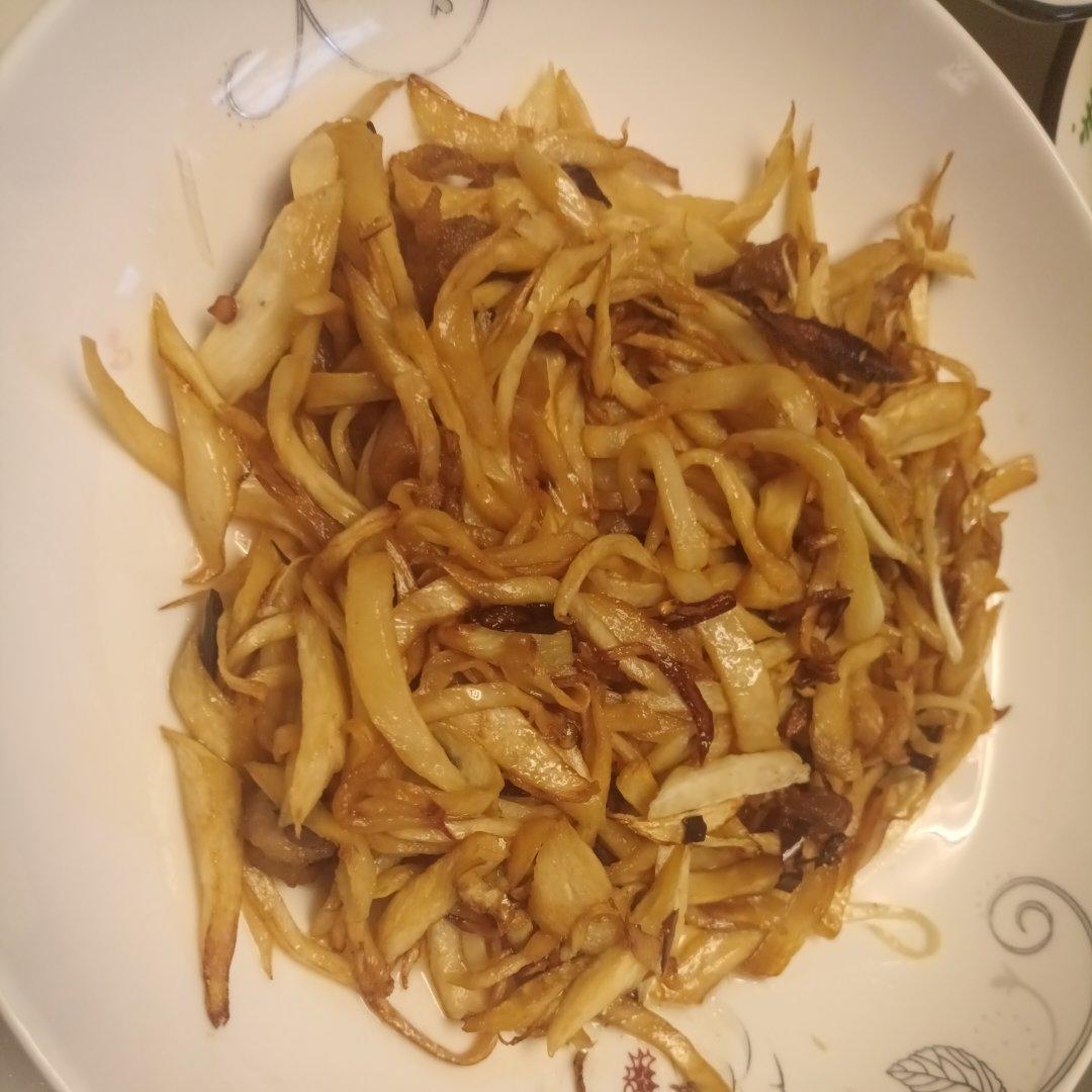 茭白这样做百吃不厌，茭白炒肉