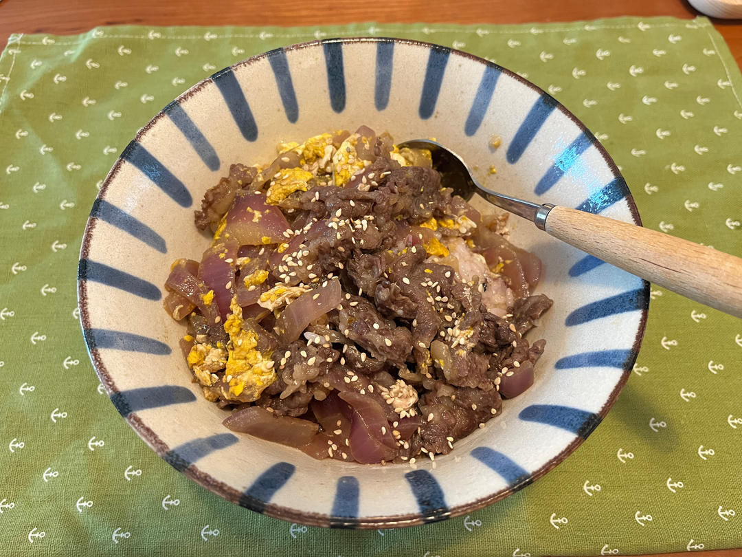 液态小熊 | 牛丼 | 野生吉野家の日式牛肉饭