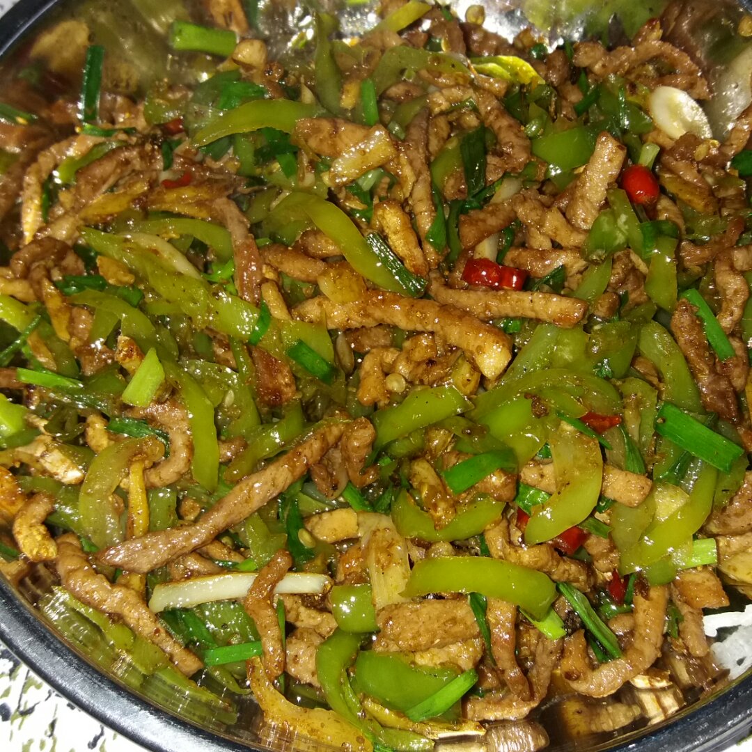 孜然青椒炒肉