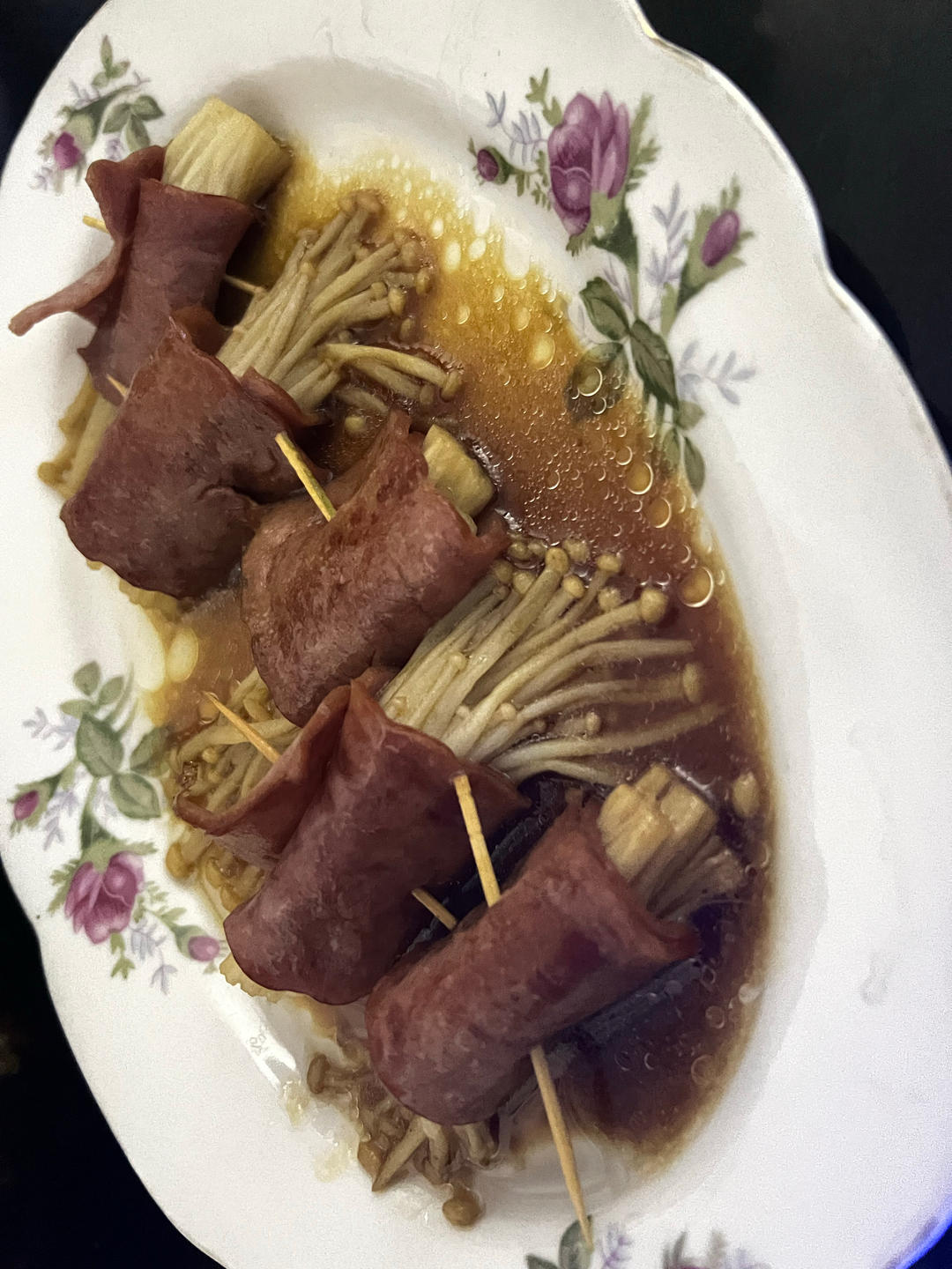 快手十分钟【金针菇培根卷】