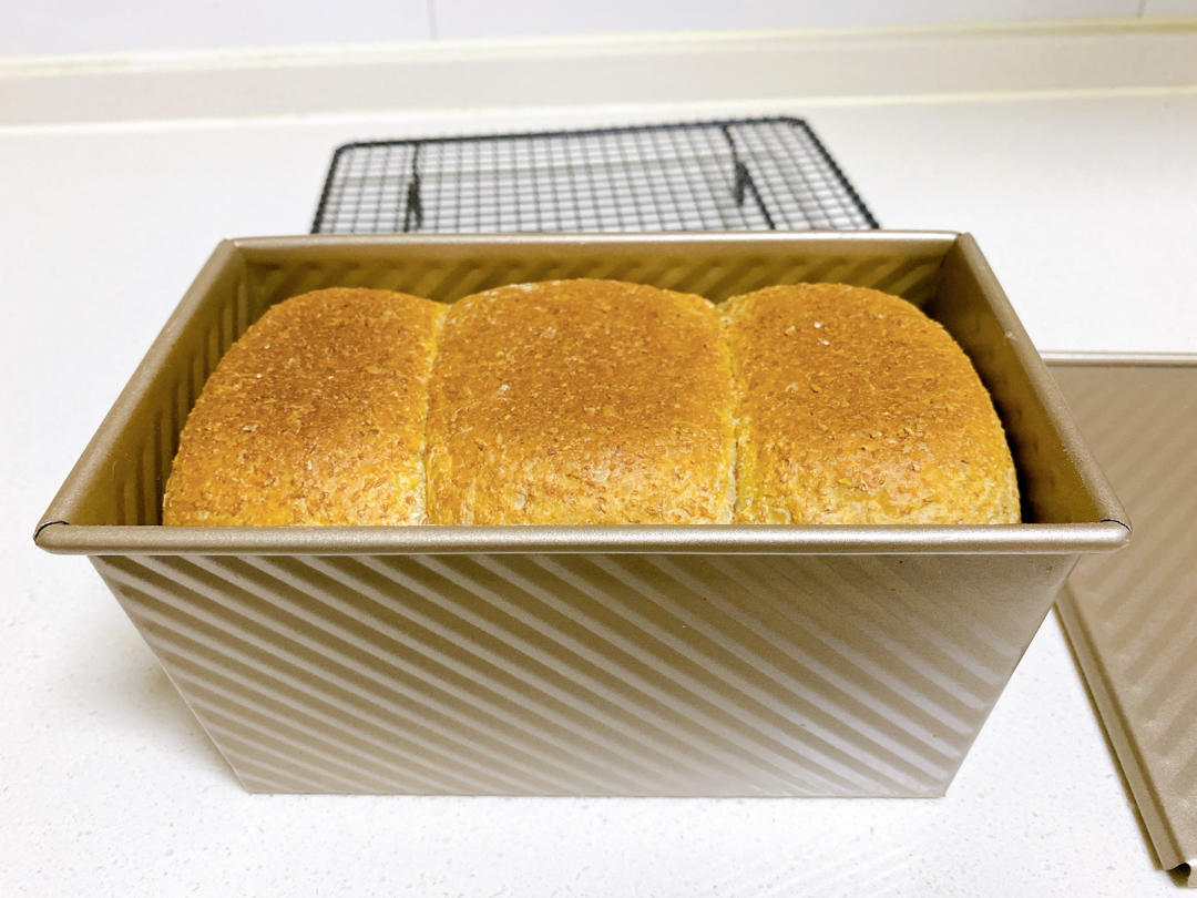 100%全麦吐司（无糖无油）