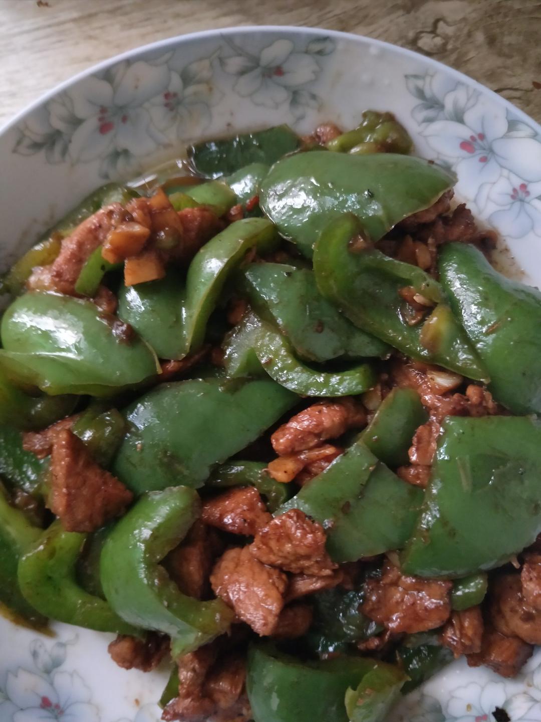 青椒炒肉