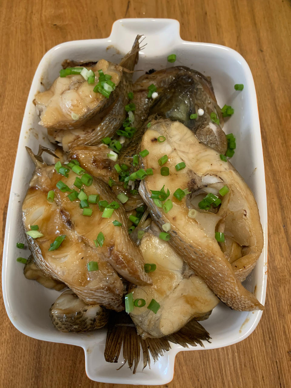 砂锅焗鲈鱼