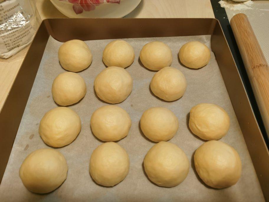 好吃到停不下来！脆皮椰蓉面包🍞