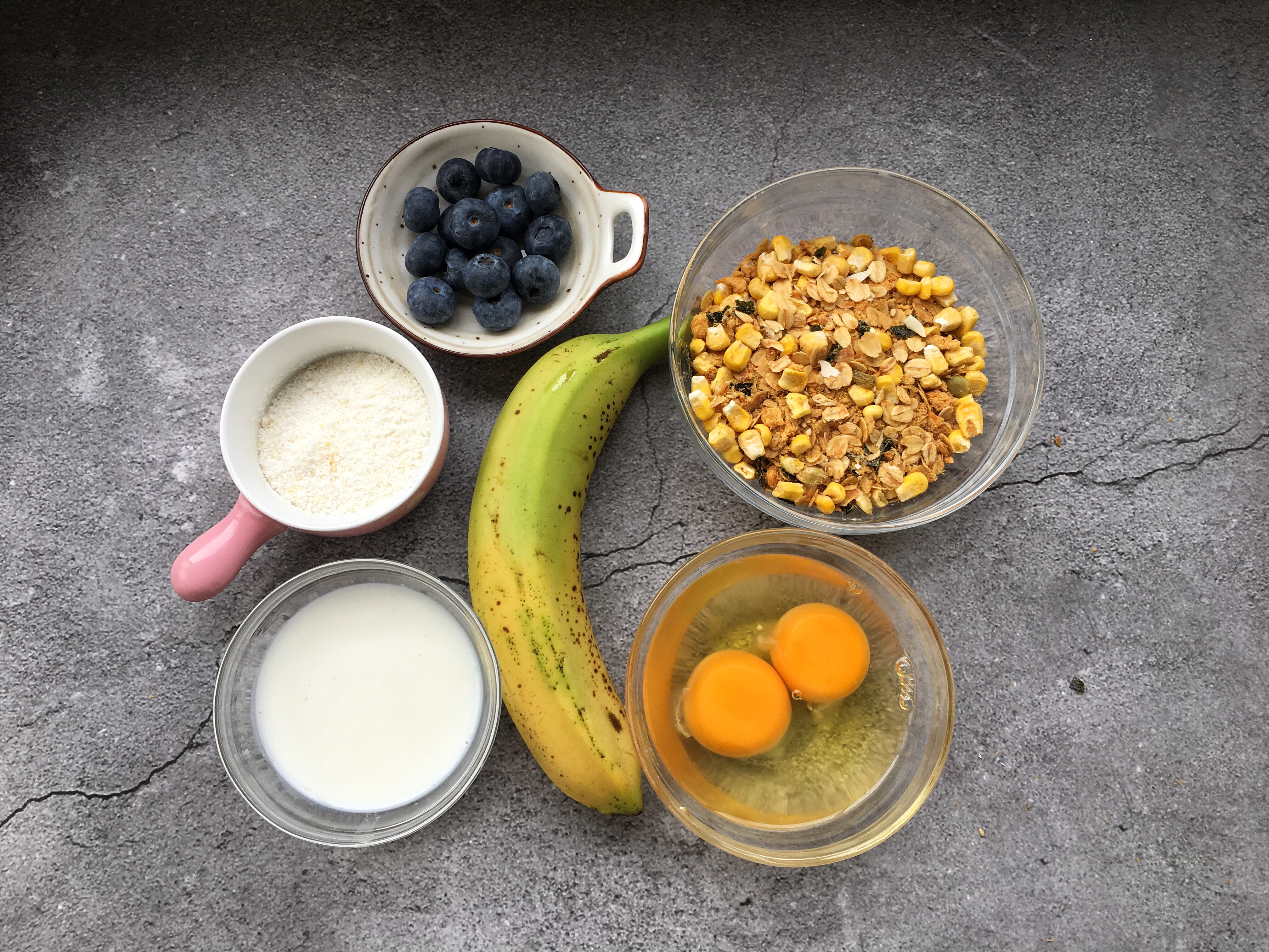 香蕉蓝莓燕麦#北鼎烤箱食谱#的做法 步骤1