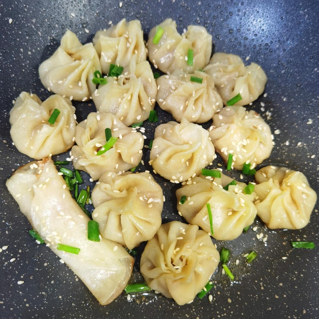 拇指生煎包