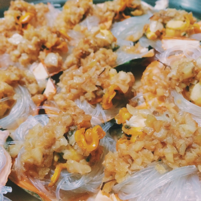 蒜蓉粉丝蒸扇贝
