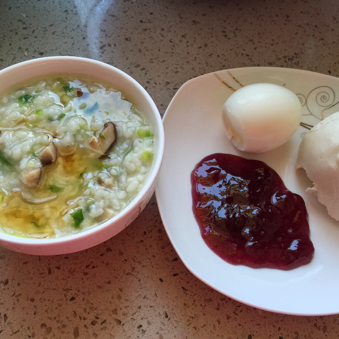 香菇鸡肉粥